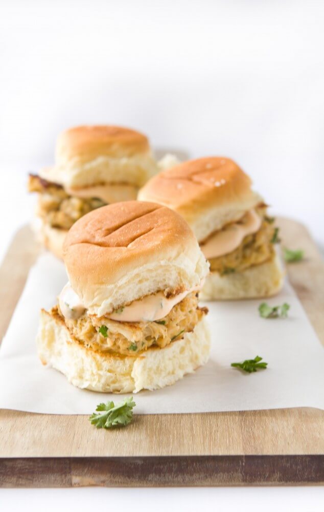 Crab Cake Sliders with Spicy Aioli Sauce