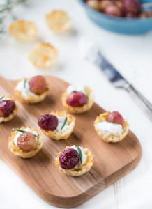 Roasted Grapes and Goat Cheese Bites